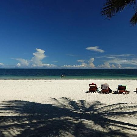Cowrie Beach Haven Studio Apartment Mombasa Exterior foto