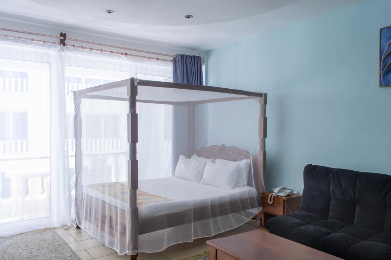 Cowrie Beach Haven Studio Apartment Mombasa Exterior foto