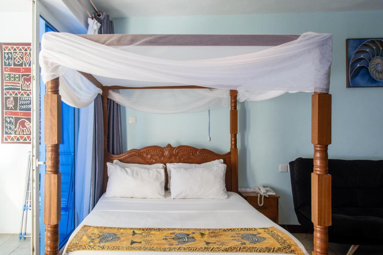 Cowrie Beach Haven Studio Apartment Mombasa Exterior foto
